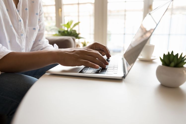 Crafting Effective Ad Copy for Promotional Sales: Tips to Drive Conversions